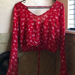 Long sleeve crop top